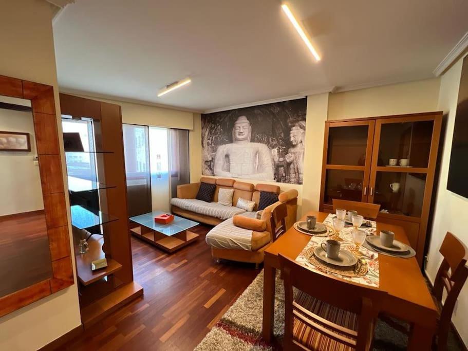 Piso Confort Y Detalles Ourense Lägenhet Exteriör bild